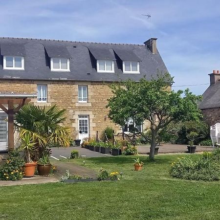 Le Relais De Launay Ploubazlanec Exterior foto